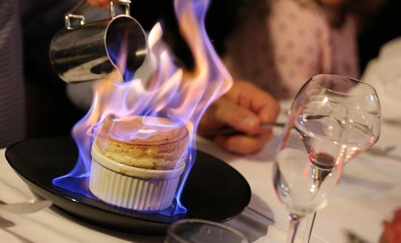 Logis Hotel Restaurant L'Essille Bassac エクステリア 写真