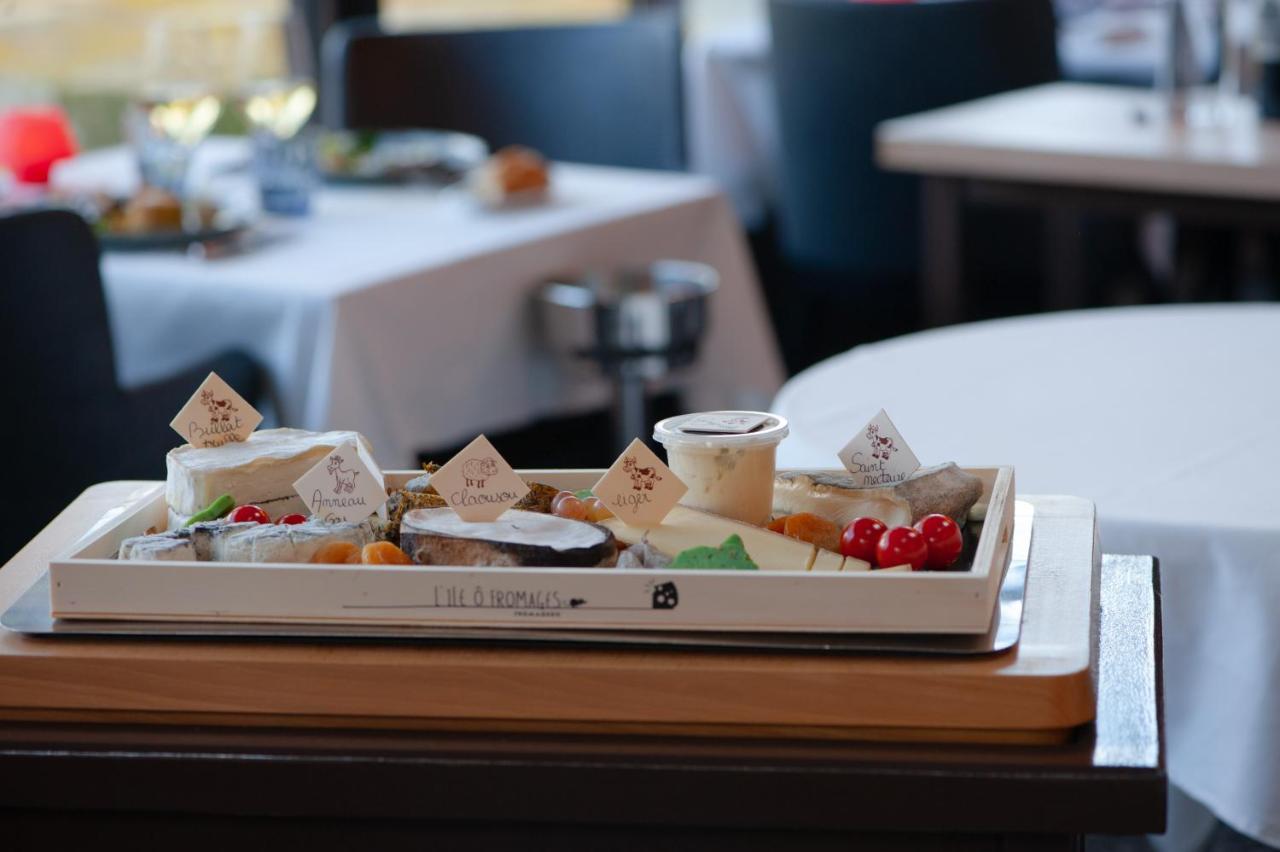 Logis Hotel Restaurant L'Essille Bassac エクステリア 写真