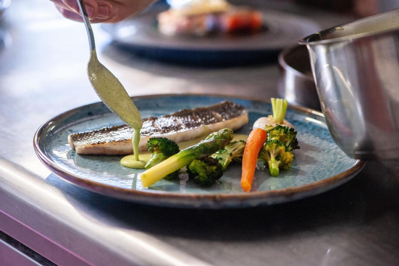Logis Hotel Restaurant L'Essille Bassac エクステリア 写真