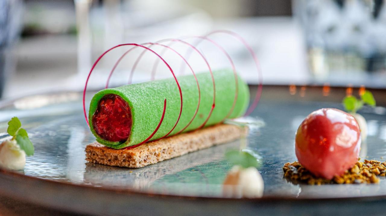 Logis Hotel Restaurant L'Essille Bassac エクステリア 写真