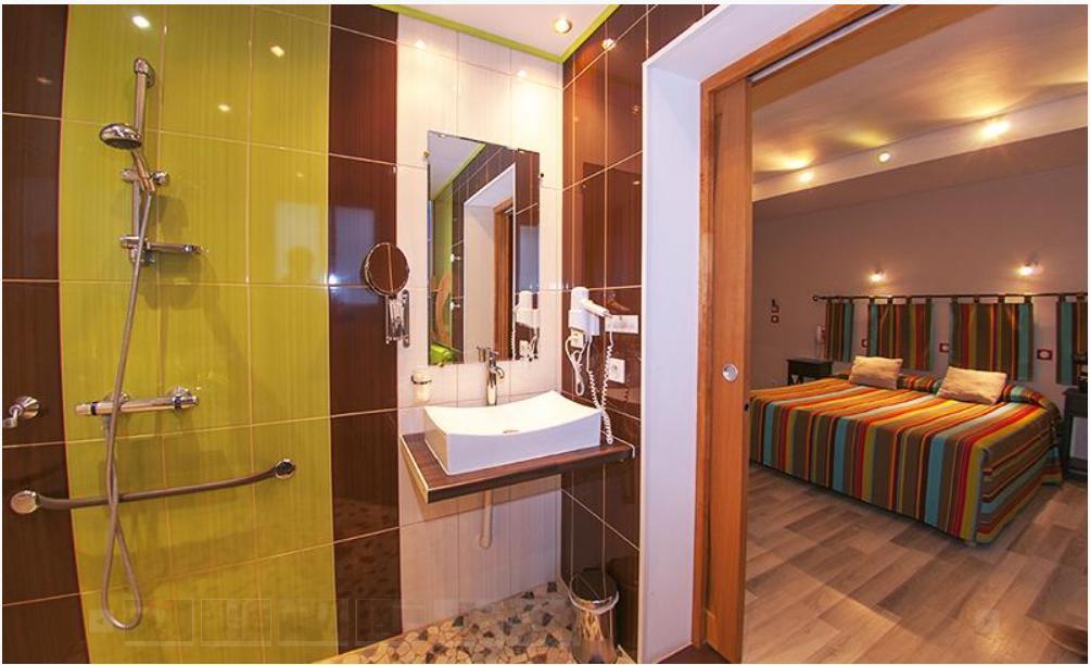 Logis Hotel Restaurant L'Essille Bassac エクステリア 写真